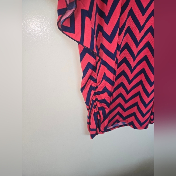 Andrea Chevron Patterned Pink and Blue Women's Top Size XL - Picture 3 of 4